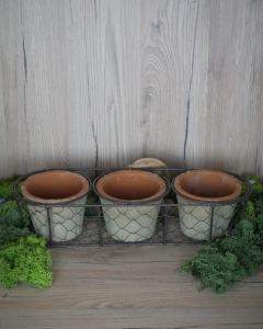 Zestaw 3 doniczek w koszyku