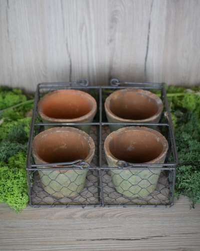 Zestaw 4 doniczek w koszyku_1.jpg