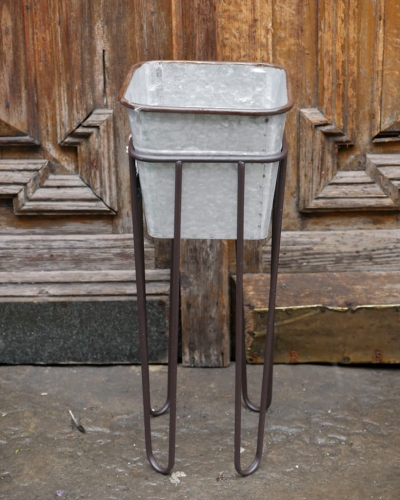 Stojak z doniczką kwadratowy S_1.jpg